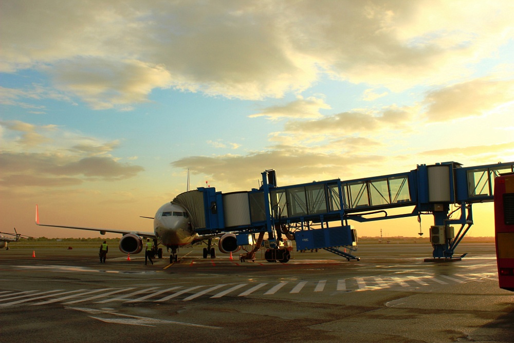 Казахстанская авиакомпания возобновила  прямые рейсы из Астрахани в Актау