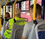 В Астрахани студентам и школьникам могут снизить стоимость проезда в синих автобусах до 13,5 рубля 