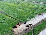 Под Астраханью активно вывозили с рисовых чеков плодородную почву