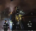 На проезде Аэропортовский в Астрахани сгорела большая баня