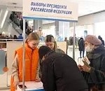 В Астраханской области начался сбор подписей в поддержку Владимира Путина  