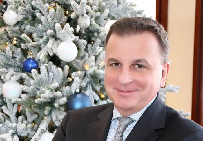 «Газпром добыча Астрахань» поздравляет астраханцев с наступающим Новым годом и Рождеством 2024