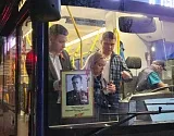 В Астрахани на маршруты вышли автобусы с портретами участников Великой Отечественной войны