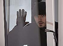 В Астрахани задержан мужчина, подозреваемый в 18 квартирных кражах