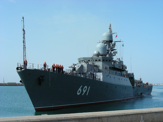 Морпехи Каспийской флотилии начали учения в Дагестане и Астраханской области