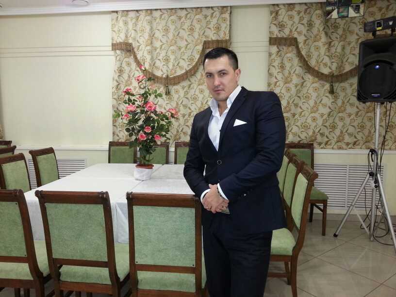 В Астрахани бизнесмен решил жениться, организовав свое шоу "Холостяк"