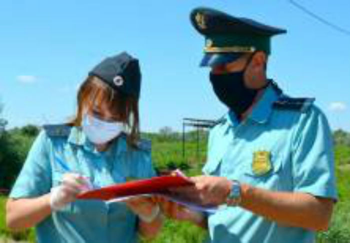 Судебные приставы помогли очистить Астрахань от свалок