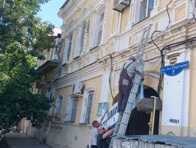 Уже в первом полугодии Астрахань лишилась почти 5 000 нелегальных рекламных конструкций