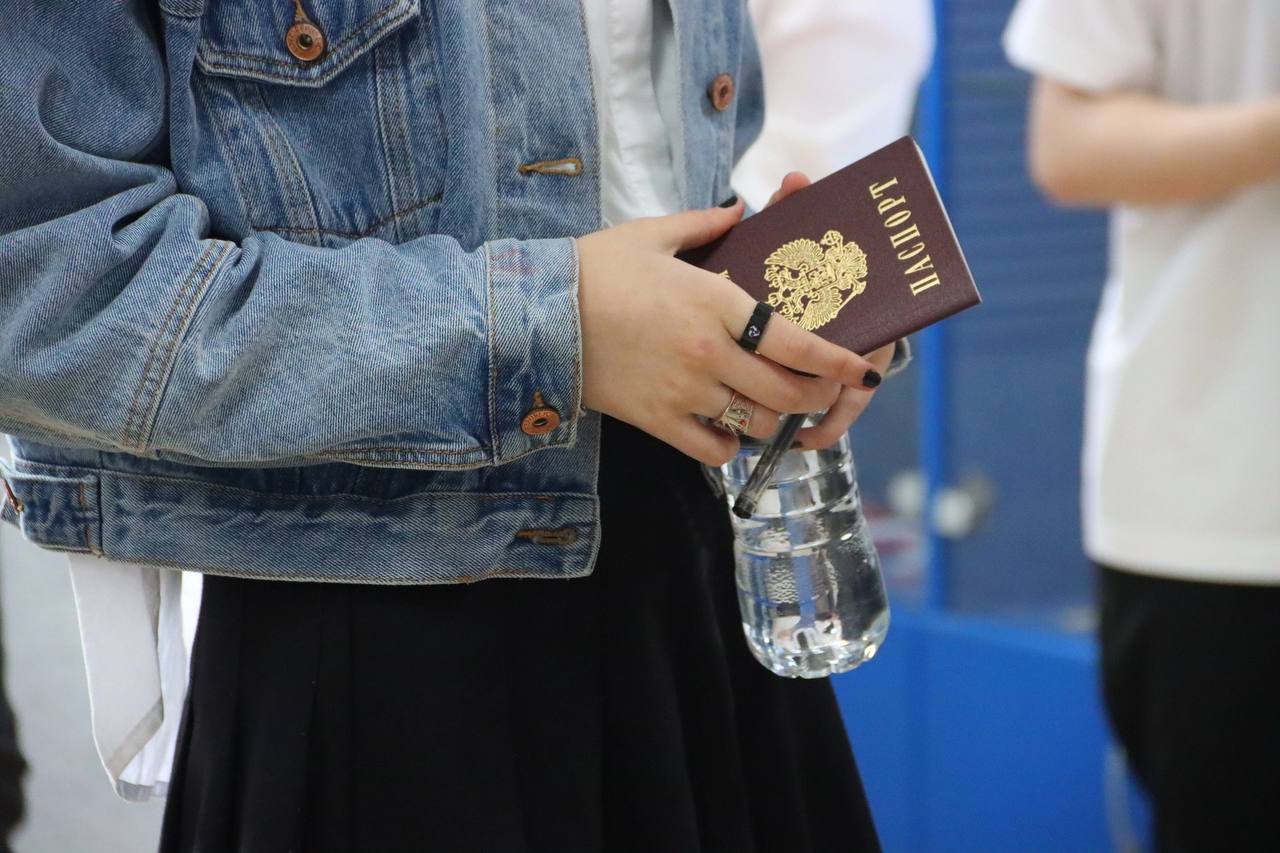 Выпускники астраханских школ начали сдавать ЕГЭ по информатике и ИКТ