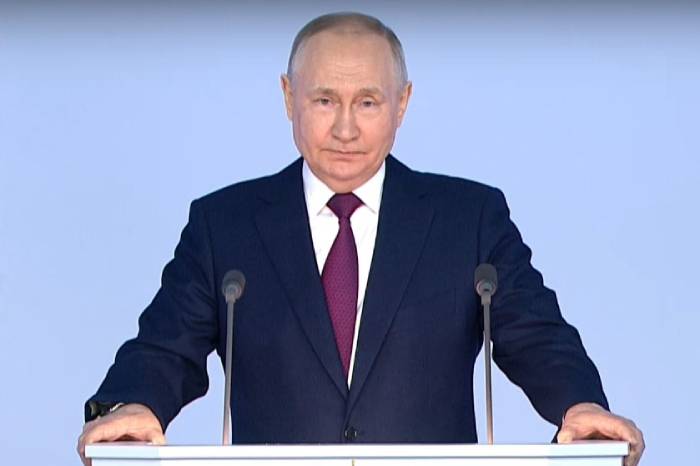 РИА «Новости»: Путин взорвал информационную бомбу