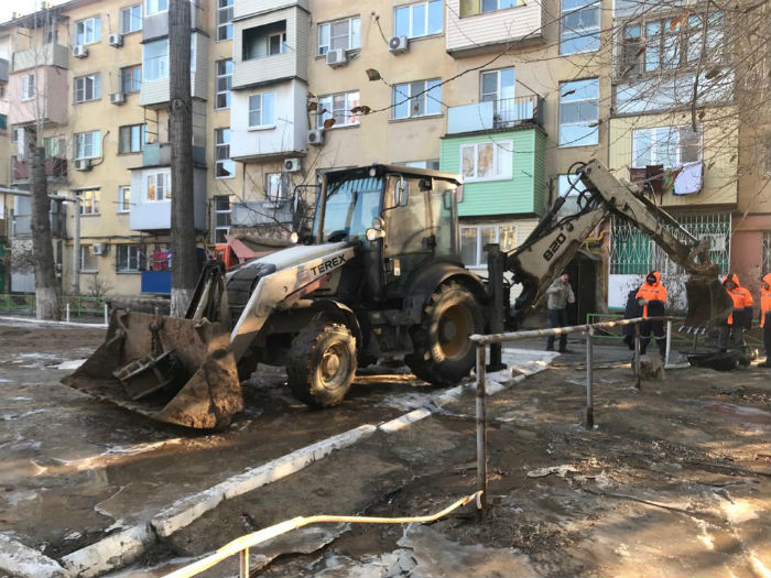 Астрводоканал работает на 17 плавающих улицах