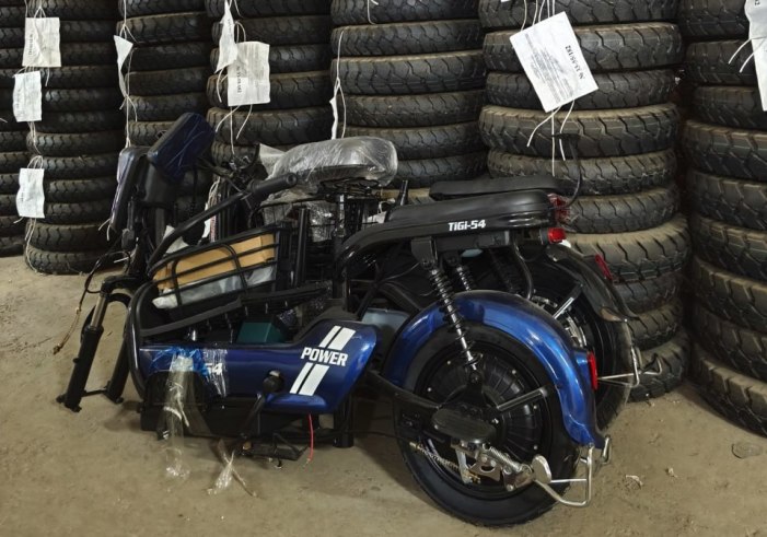 Партию контрафактного товара на 10 млн рублей астраханские таможенники передали для бойцов СВО