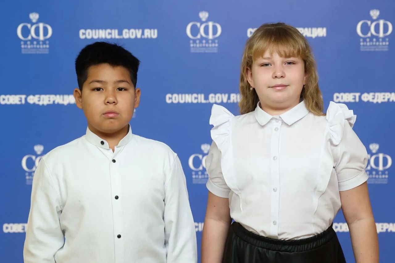 Астраханским детям-героям вручили медали Совета Федерации России