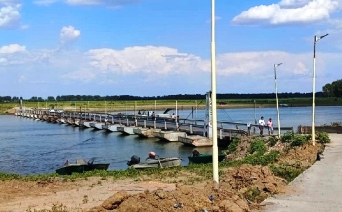 На юге Астраханской области у понтонной переправы утонул 70-летний сельчанин