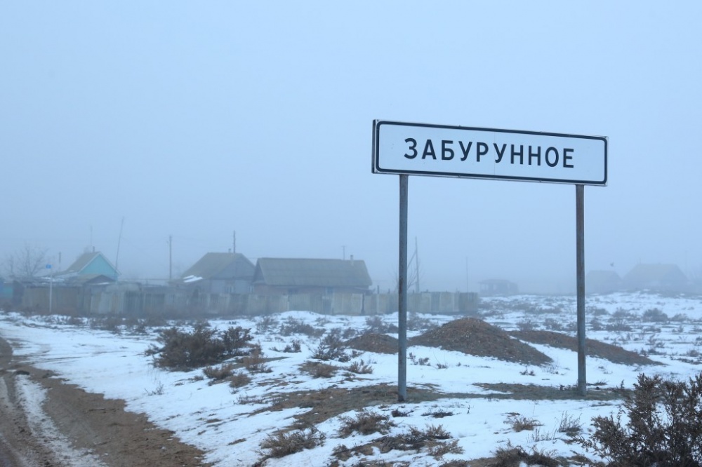 Врио губернатора Астраханской области пожаловались на аварийную дорогу