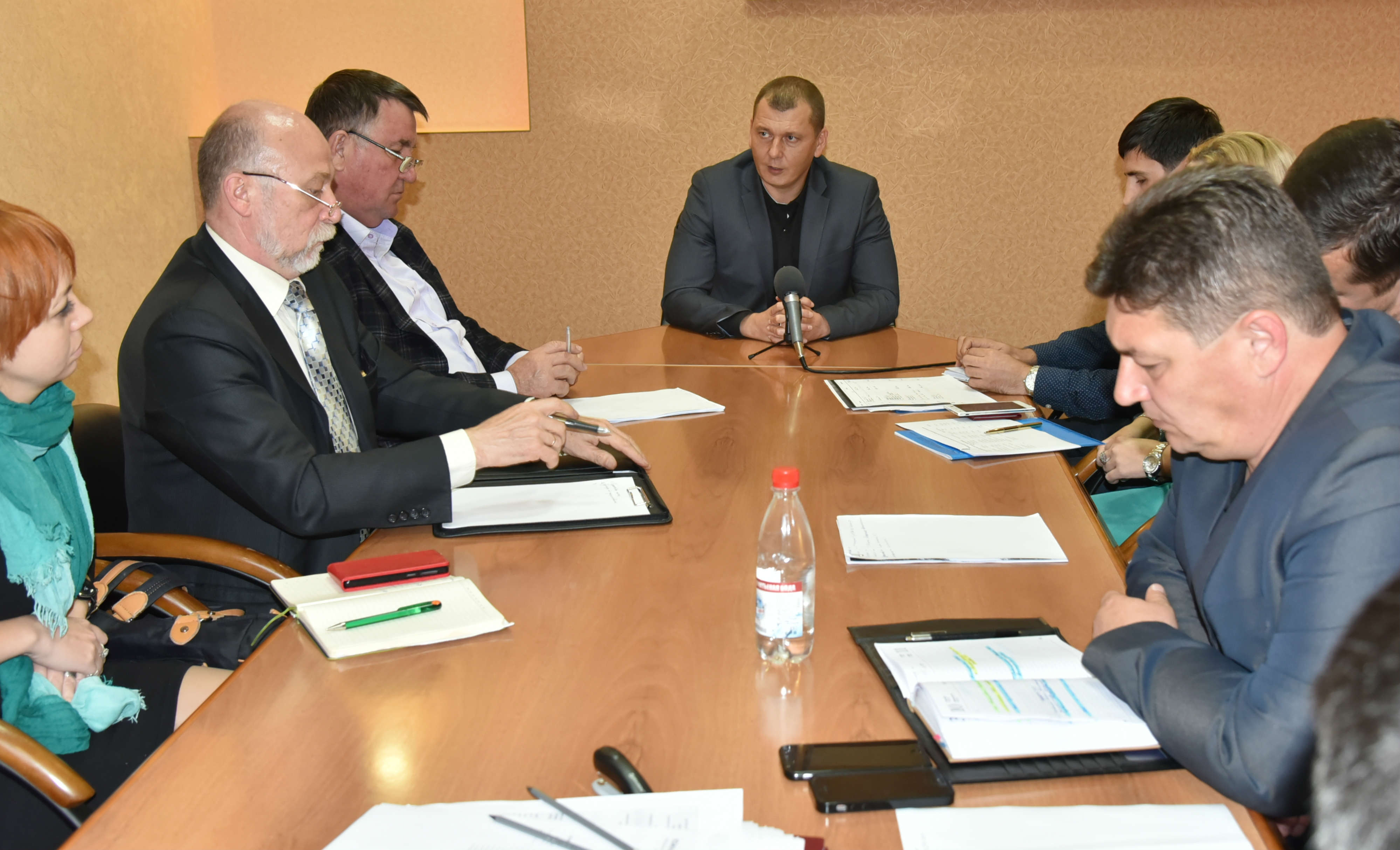 Город должен быть вычищен к четвергу