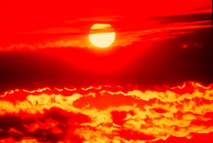 МЧС: 40-градусная жара накроет Астрахань уже сегодня