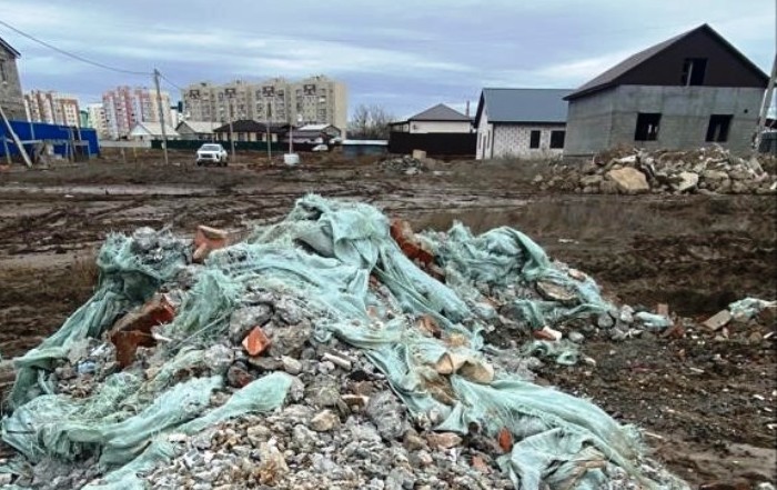 Росприроднадзор вынес предостережение администрации Астрахани за найденные в городе две свалки стройотходов