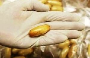 Таджик вез в желудке 140 грамм героина