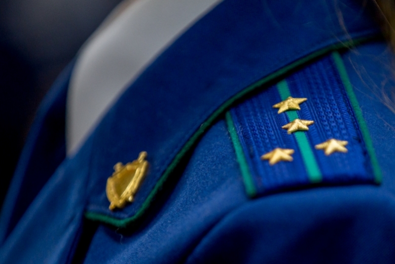 Еще один дом в Астрахани признан опасным, но в нем живут люди