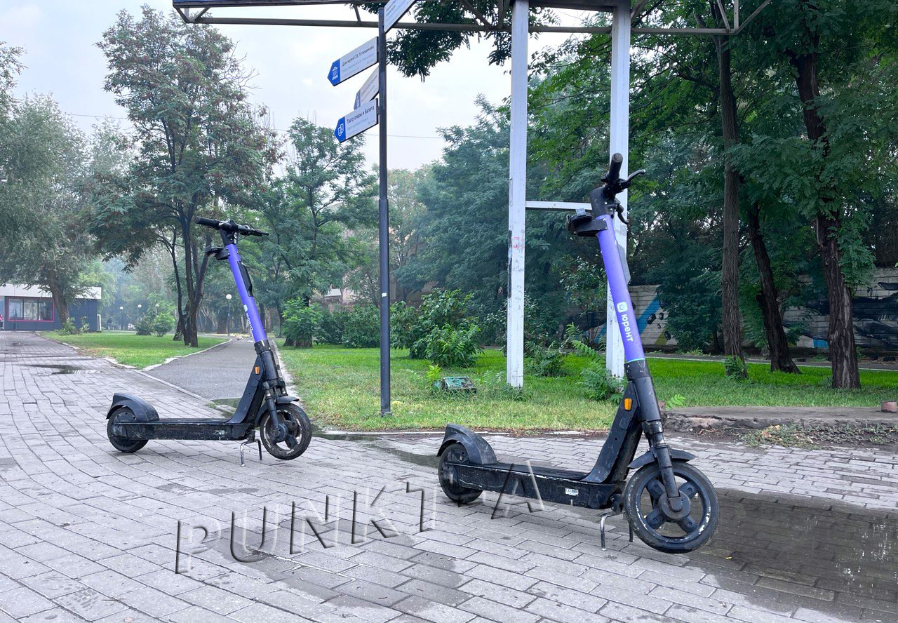 Подросток на мопеде получил перелом черепа после столкновения с  машиной в Астрахани 