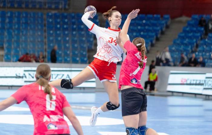 «Астраханочка» одержала убедительную домашнюю победу