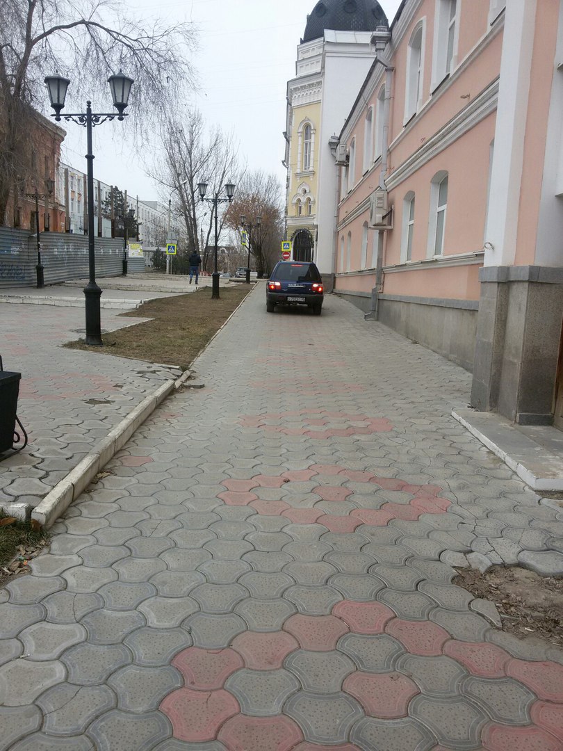 Фото дня: драматичная парковка