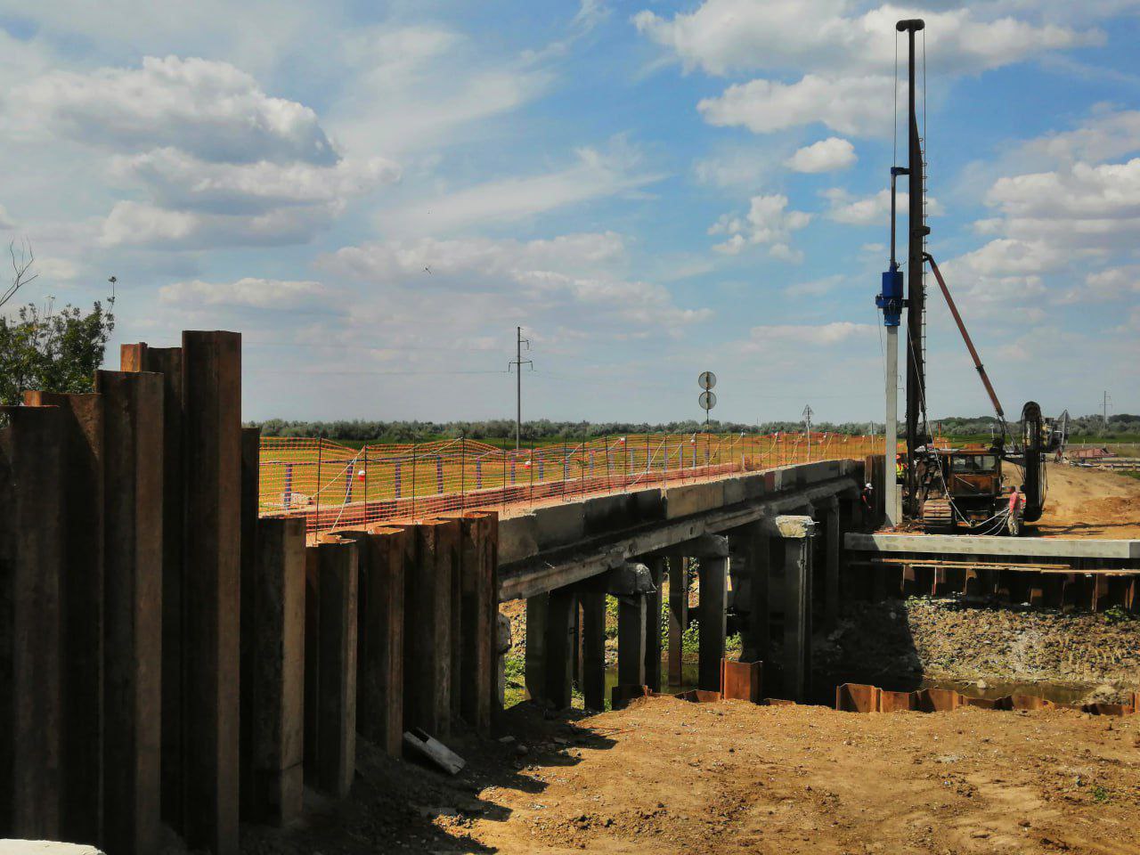 В Красноярском районе восстанавливают 40-метровый мост 