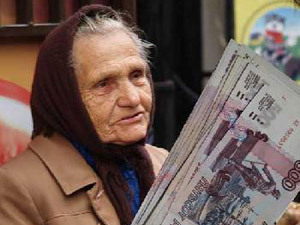 Трое астраханцев грабили пенсионеров по отлаженной схеме