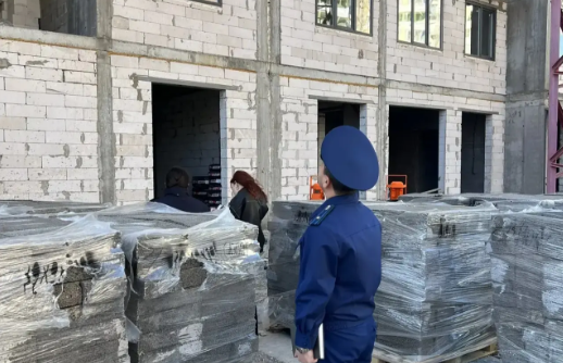 Астраханского крановщика будут судить за гибель коллеги
