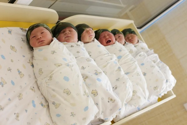 В Астрахани 23 февраля родились шесть мальчиков  