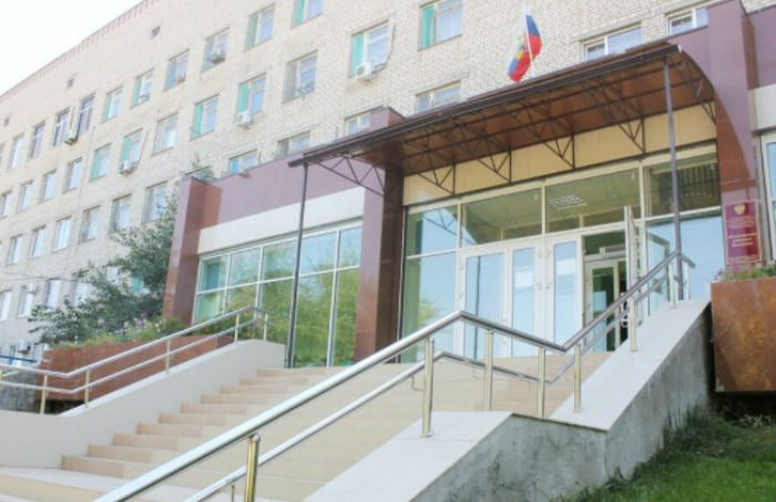 Под Астраханью закрывается роддом