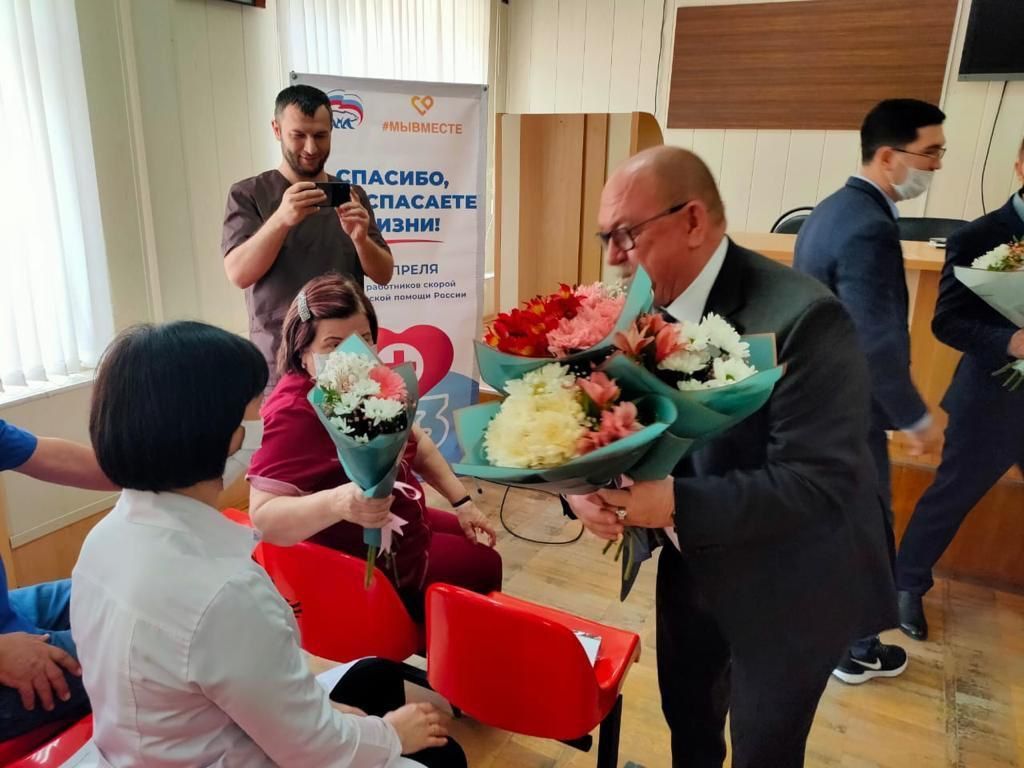 “Единая Россия” 1 декабря поблагодарила волонтеров и благотворителей