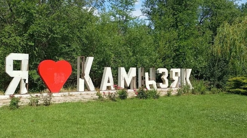 Под Астраханью вандалы разбили камызякскую любовь