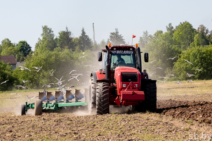 В Астраханской области пройдут соревнования по пахоте, доению и осеменению