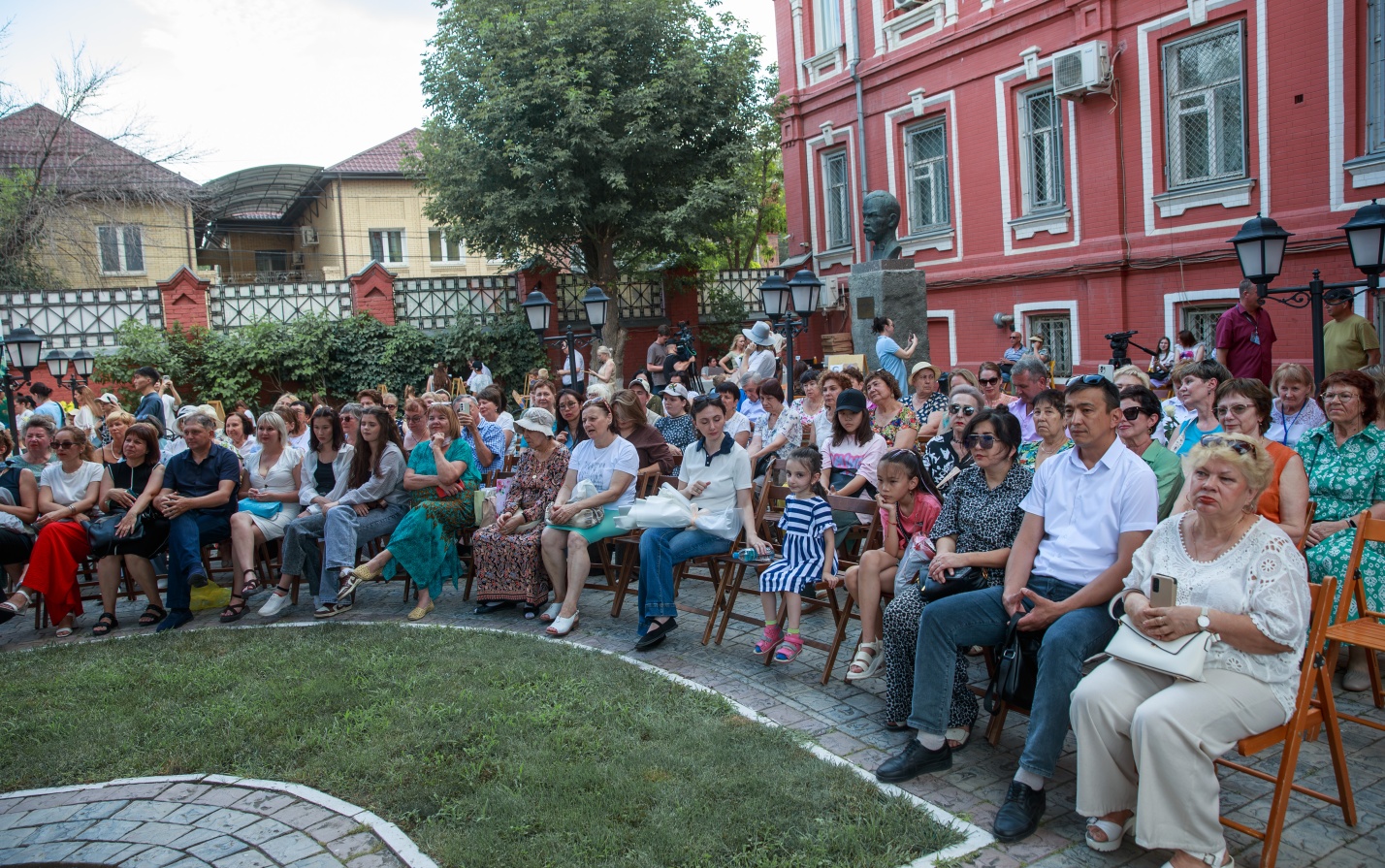 Новый сезон «Музейного дворика» открылся при поддержке ЛУКОЙЛа