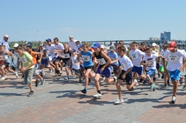 Астраханцы устроили забег в честь олимпийских игр