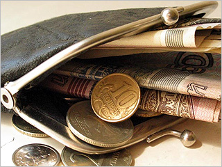 Сумма задолженности по зарплате астраханцам растет 