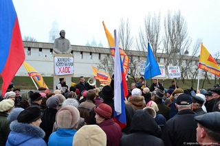В Астрахани прошел митинг «против жилищно-коммунального хаоса»