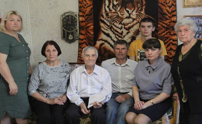 Владимир Путин поздравил астраханского ветерана с 95-летием