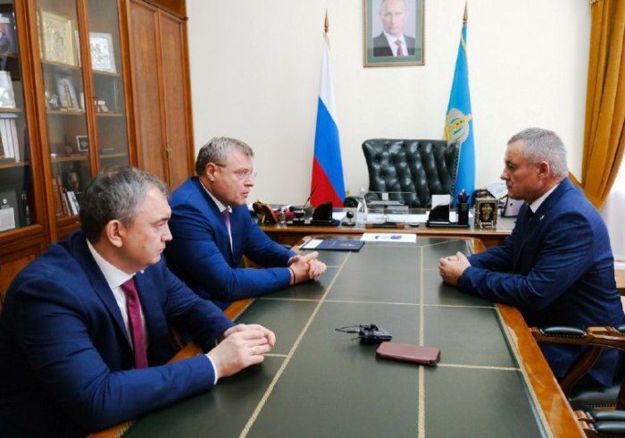 Водоснабжение, дороги, газификация: Игорь Бабушкин обозначил ключевые задачи перед новым главой Ахтубинского района 