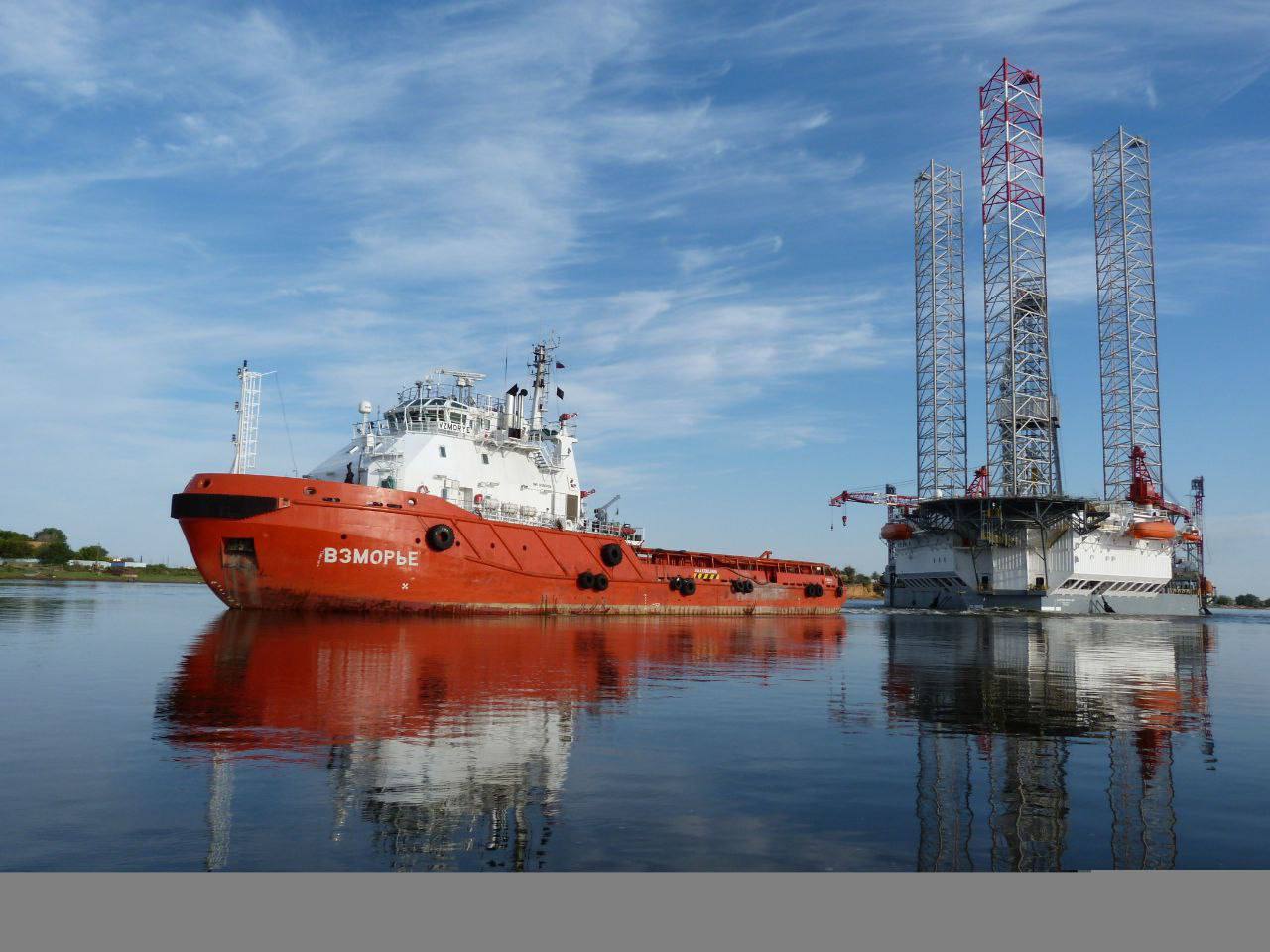 Астраханские корабелы строят траулер для работ в Баренцевом море