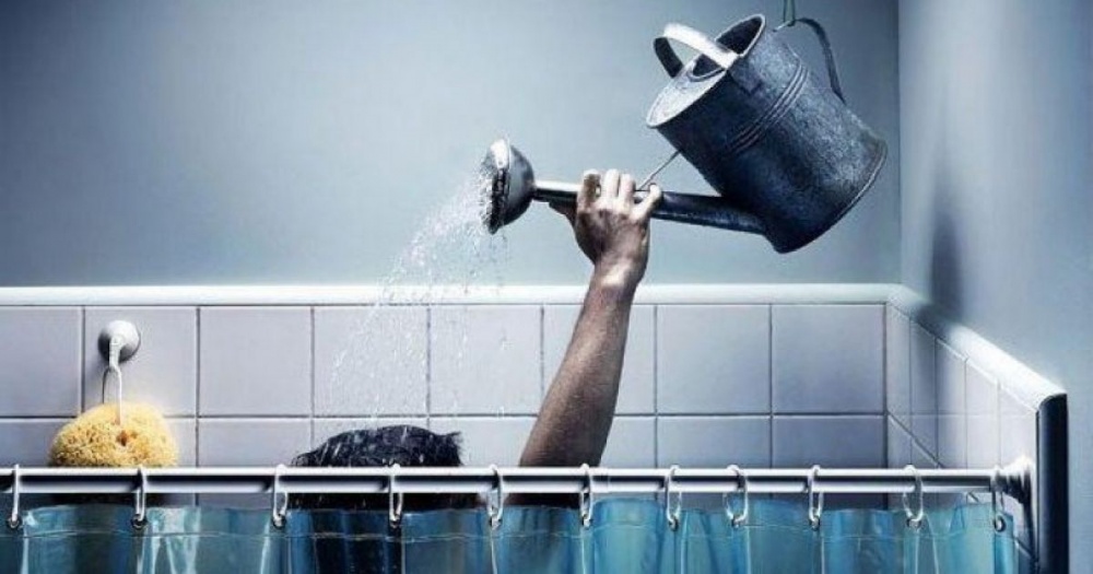 В центре Астрахани прощаются с горячей водой