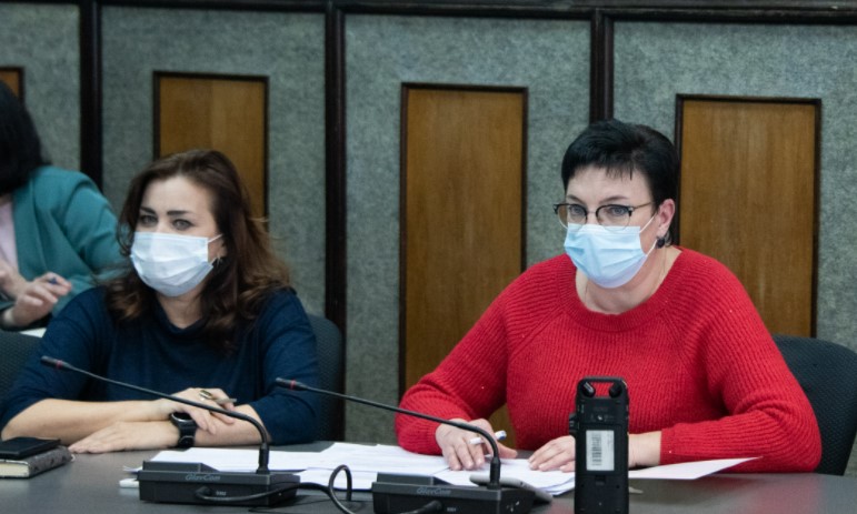 Как учесть особенности здоровья при организации горячего питания школьников?