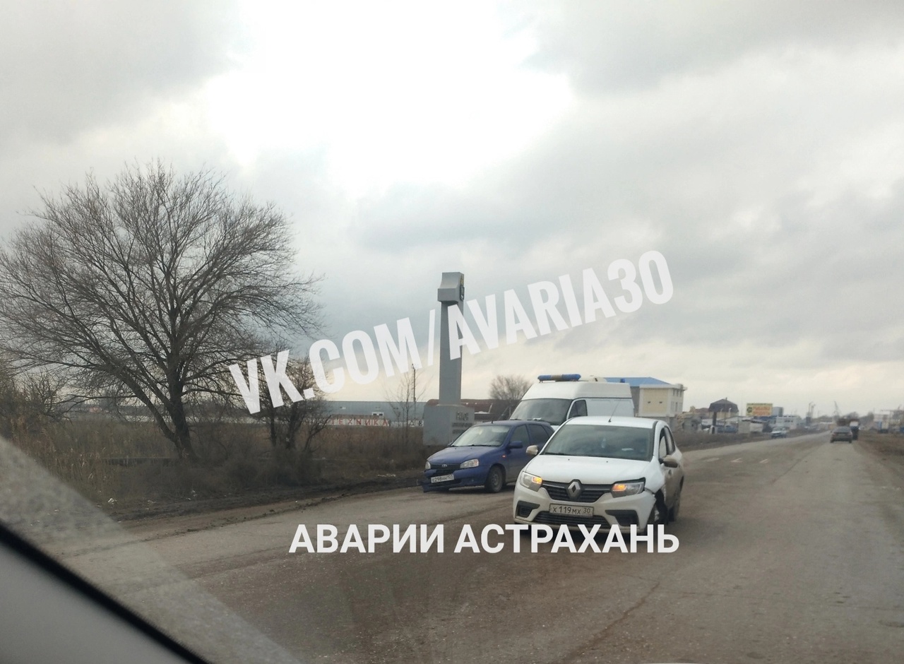 Под Астраханью произошло ДТП с пострадавшей