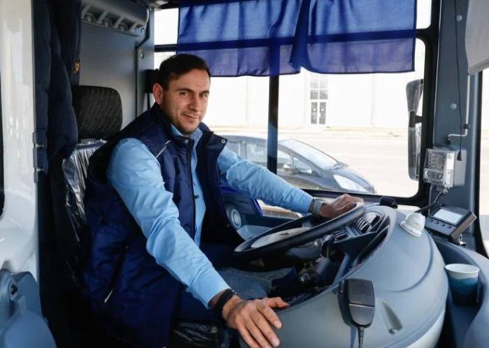 В Астрахани требуются водители и кондукторы на новые автобусы