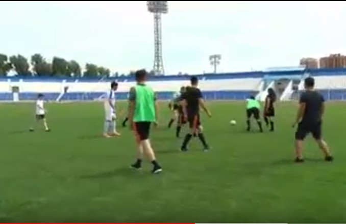 Астраханская полиция отлично играет в футбол: видео