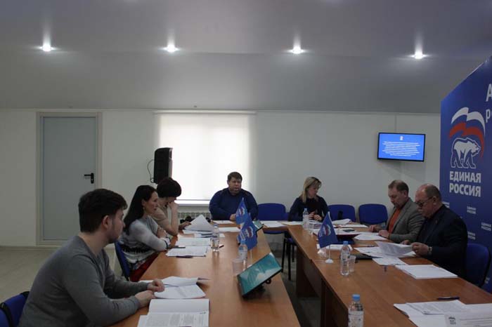  Эксперты: избиратели считают электронное голосование ЕР безопасным