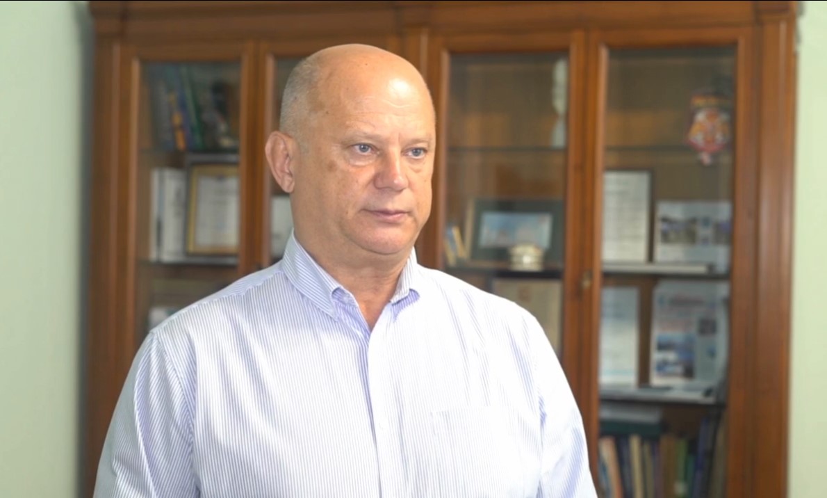 Олег Полумордвинов записал видеообращение к астраханцам по поводу эксперимента на дорогах