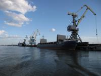 В Астрахани два порта не поделили железнодорожные пути